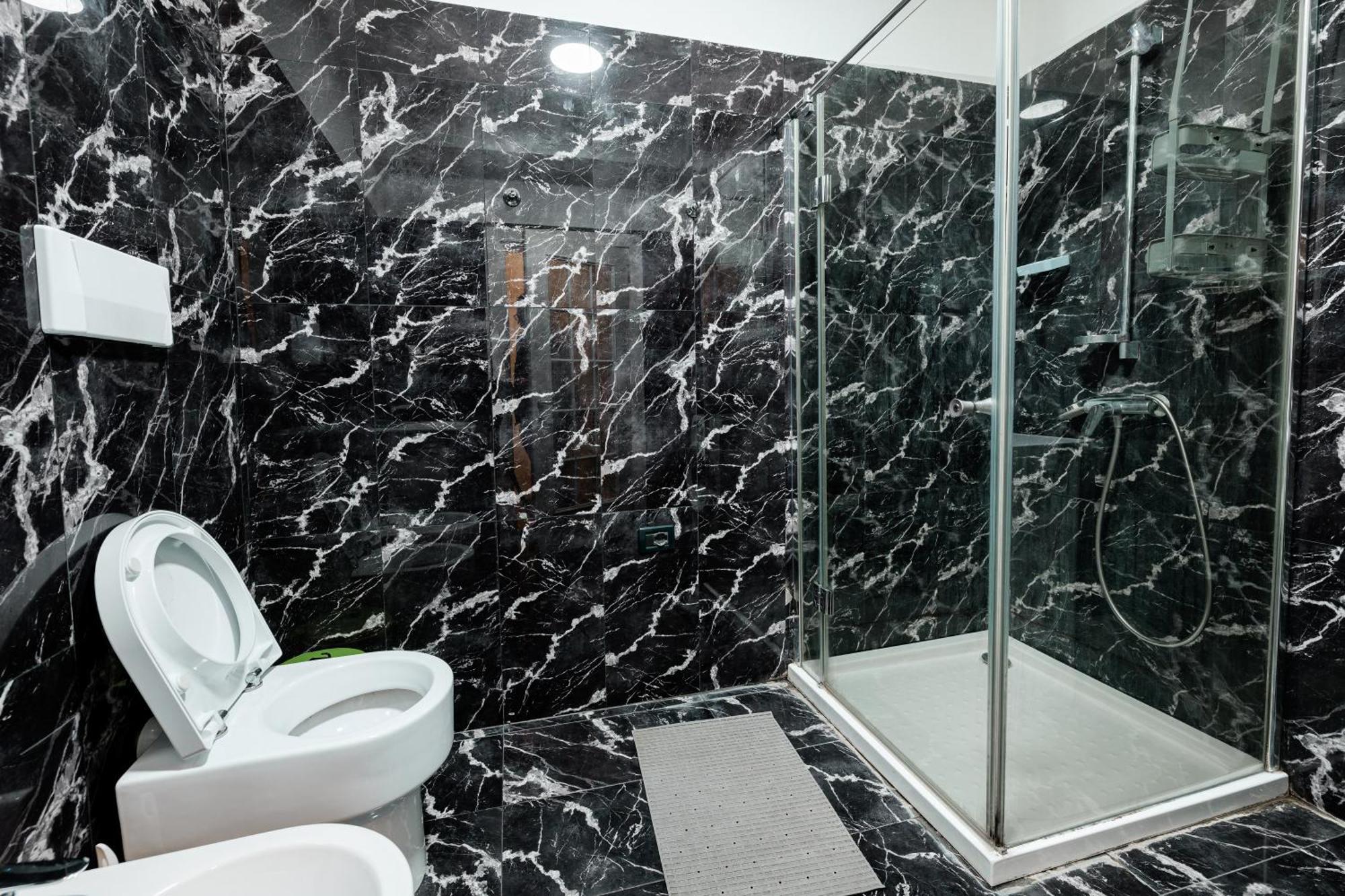 Hotel Boutique Whisky Tirana
